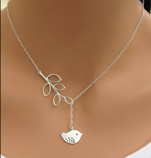 Silver Plated Inifity Fish Pendants Necklace